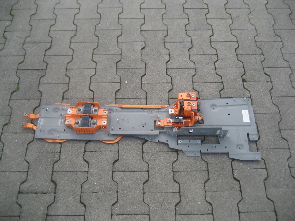 фото №1, Mercedes eqs smart запобіжник акумулятор