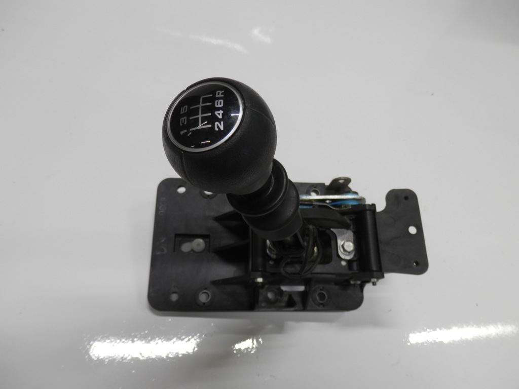 фото №1, Subaru forester iv sj домкрат переключения передач