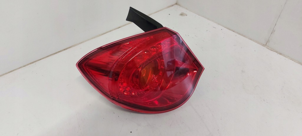 фото №5, Alfa romeo giulietta лампа левая задняя led