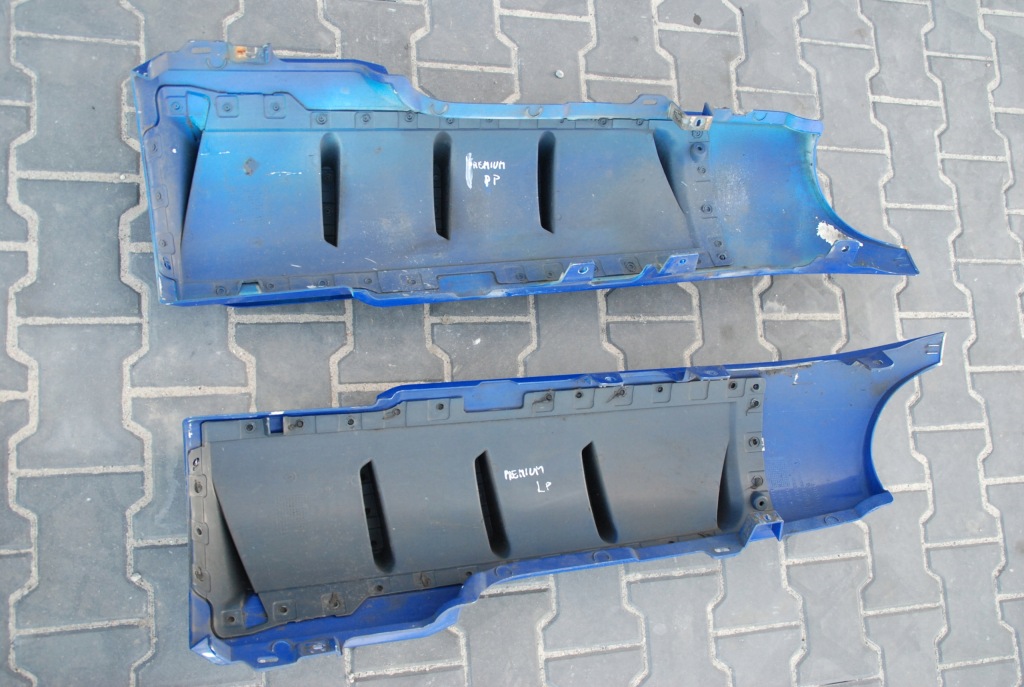 фото №6, Renault premium dxi вітровик кутик накладка лівий