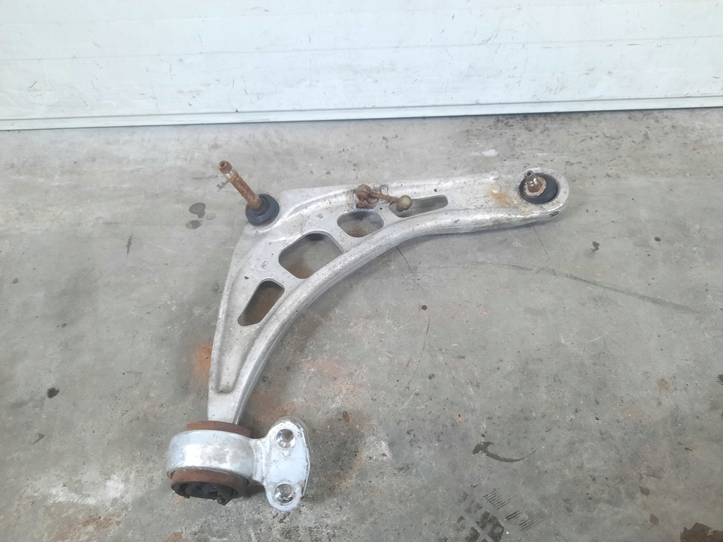 фото №1, Рычаг правый перед передний bmw 3 e46