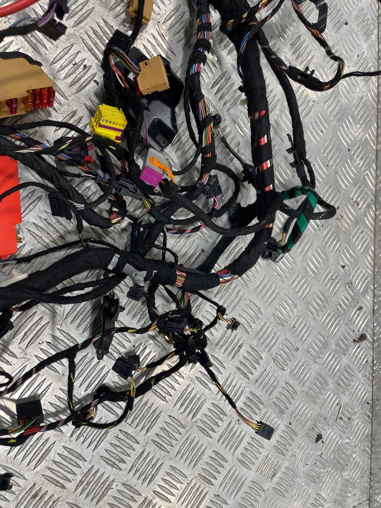 фото №7, Джгут електропроводка обігрівача консолі audi a6 c7 lift