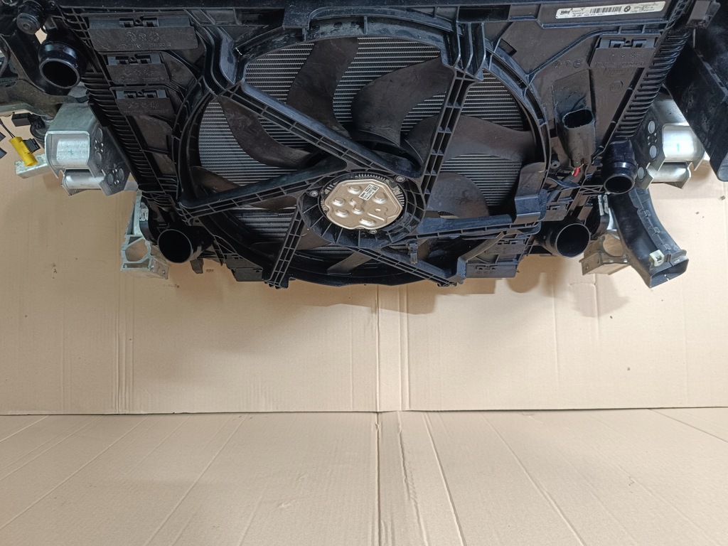 фото №12, Бампер капот крила лампи радіатор kompletny перед bmw g20 g21