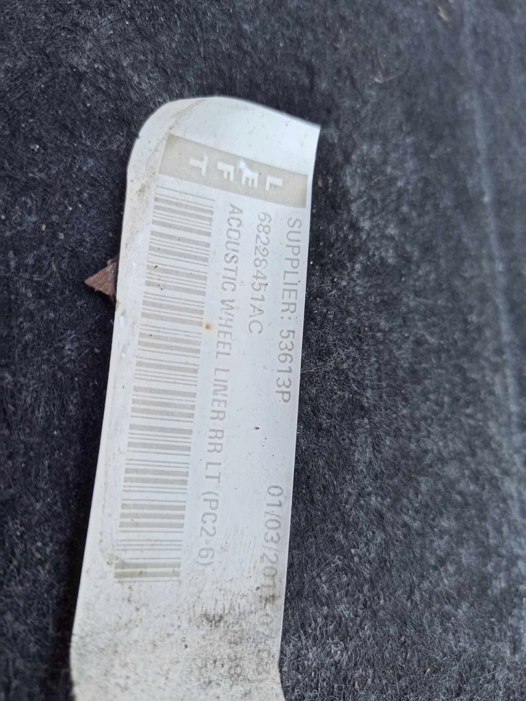 фото №5, Chrysler pacifica подкрылок задняя правое левая 68228451ac 68228450ac