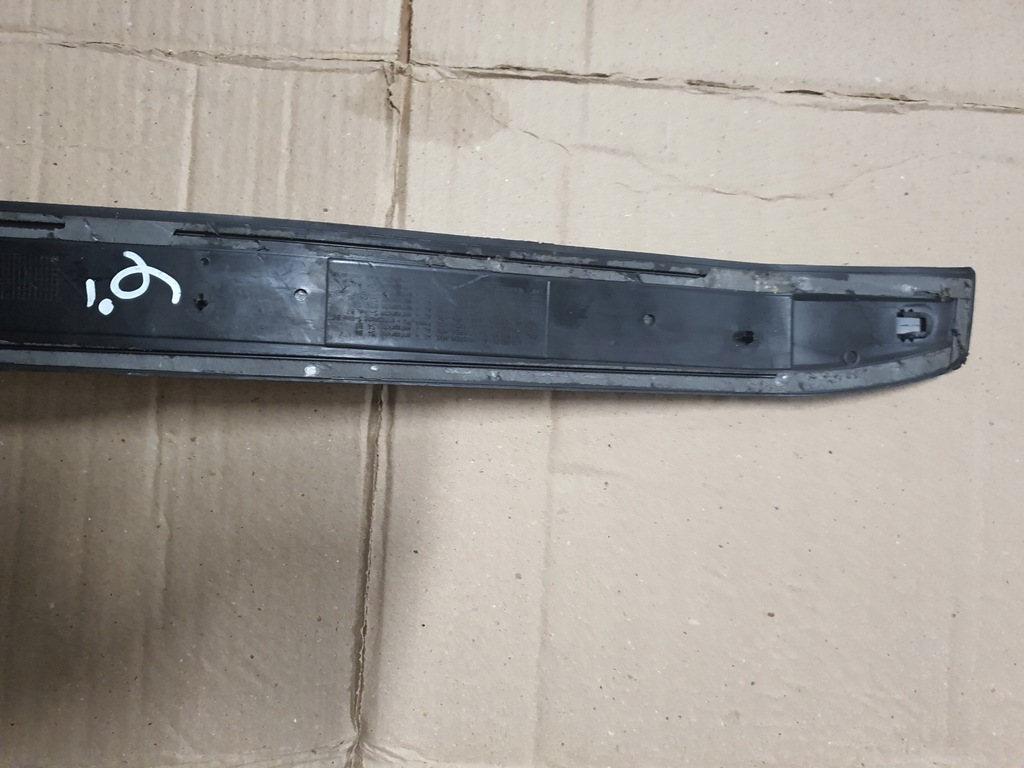фото №8, Audi a4 b7 молдинг накладка na порог левый перед 8e0853373a 5