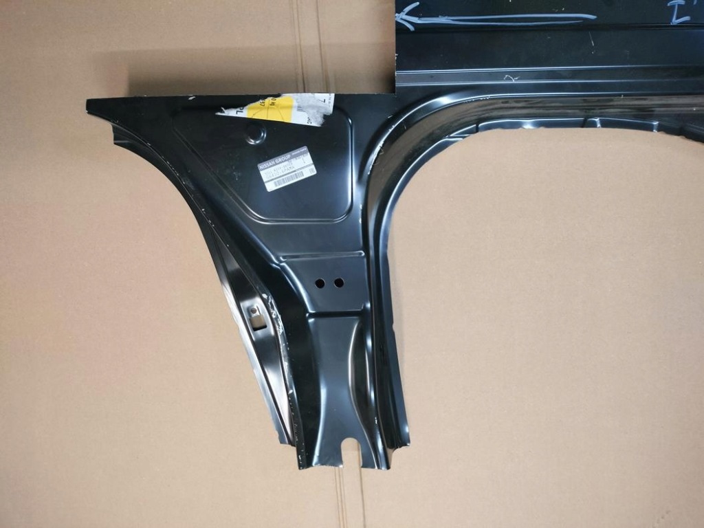 фото №7, Juke f16 правый порог блок двигателя обшивка nowe оригинальный номер