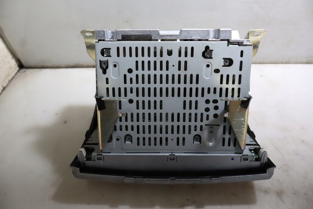 фото №4, Радіо toyota corolla verso ii