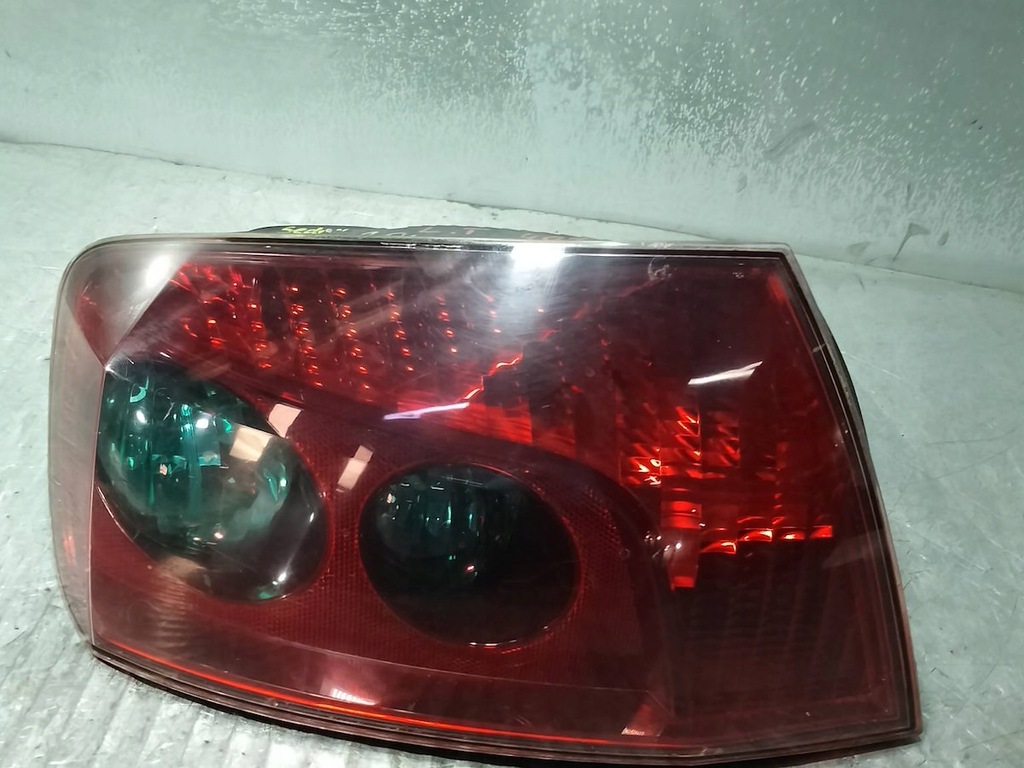 фото №8, Лампа задня ліва peugeot 407 9656606380 sedan