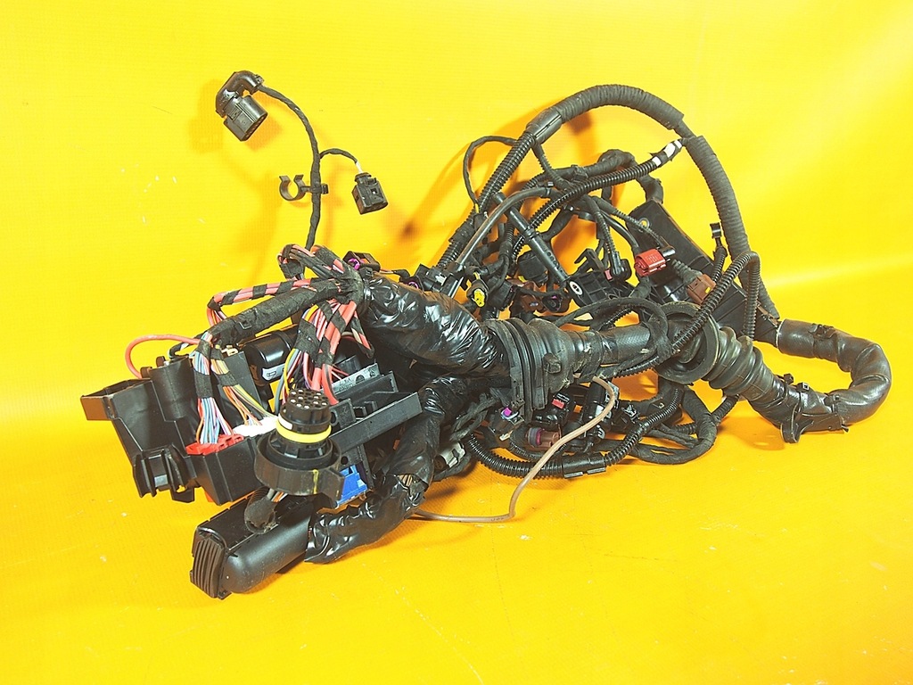 фото №14, Audi a5 8t пробіг 12km джгут відсік двигуна запобіжники