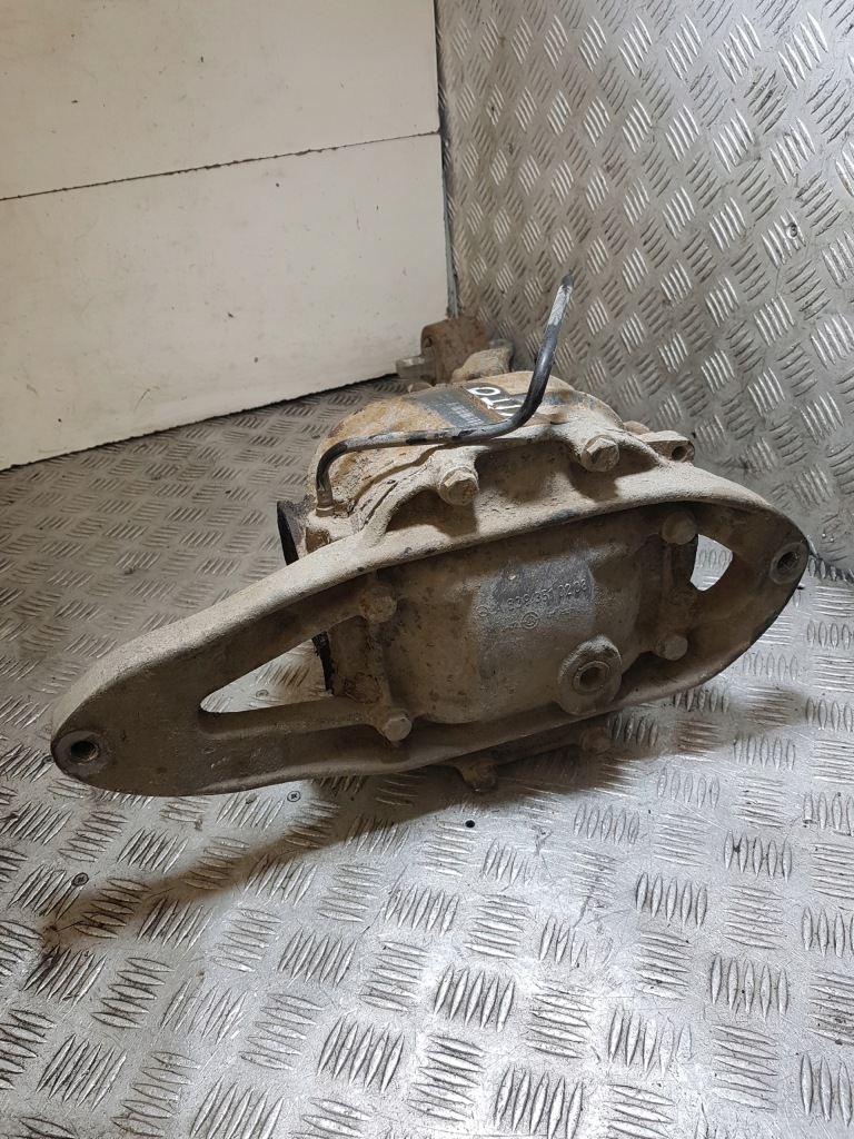 Міст задній mercedes-benz vito w639 a6393510208 Недорого