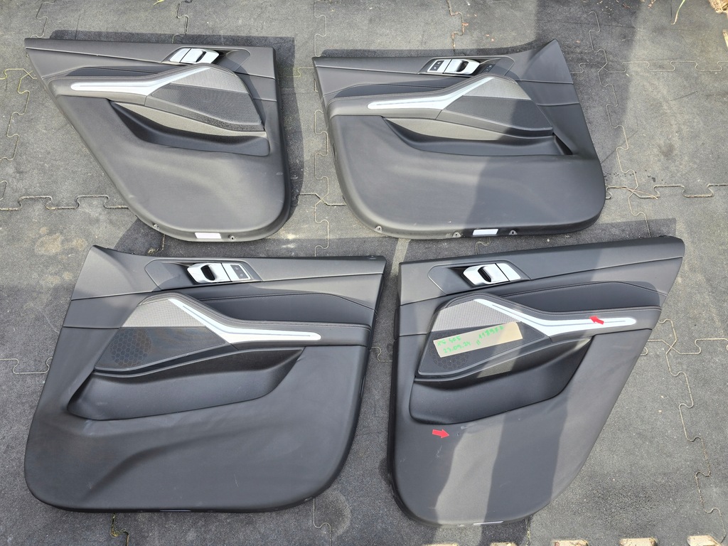 фото №1, Обшивка оббивка двері кронштейн bmw x5 g05