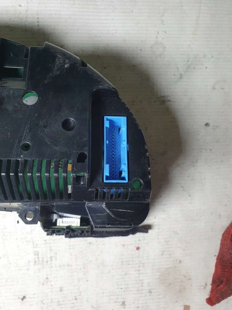 фото №5, Audi a4 b6 лічильник спідометр 8e0920 950g