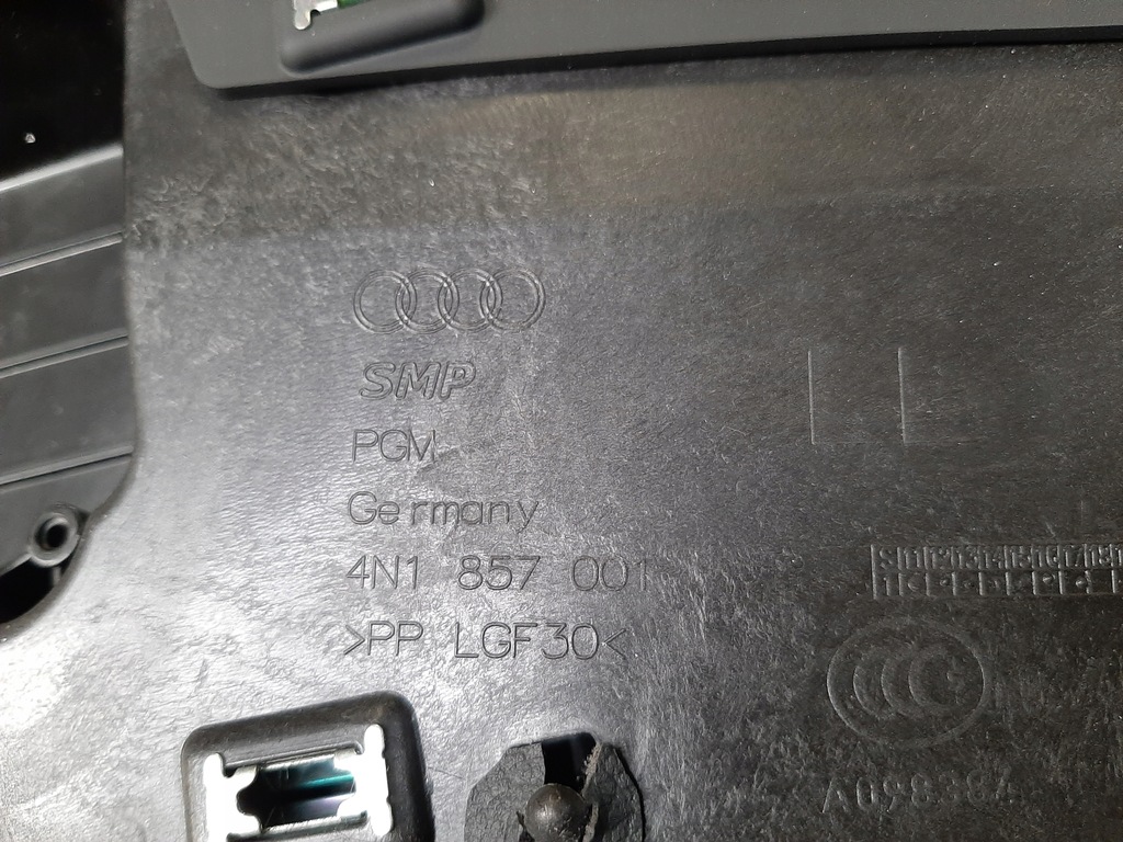 фото №10, Audi a8 s8 d5 2017-2024 панель приладів панель приладів набір шторки безпеки 4n1857001