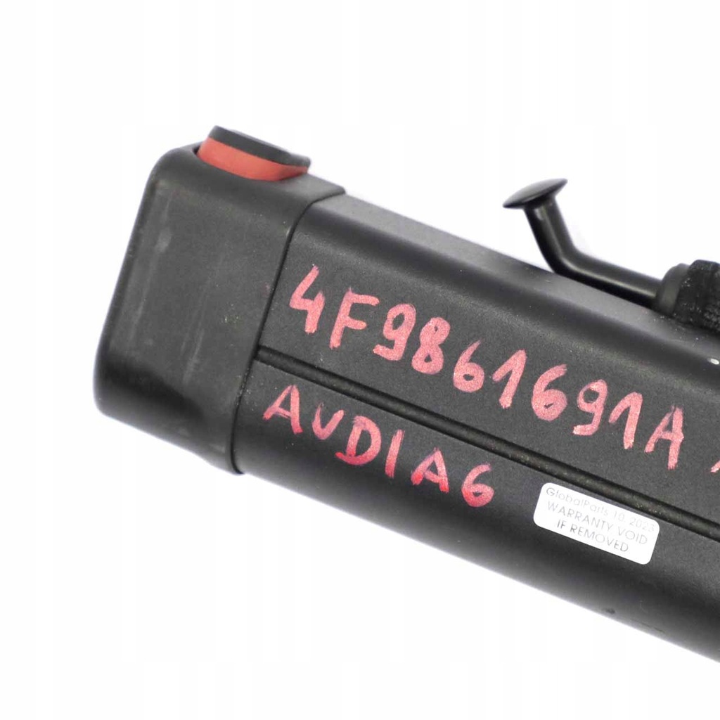 фото №13, Audi a6 c6 avant шторка полка багажника 4f9861691a