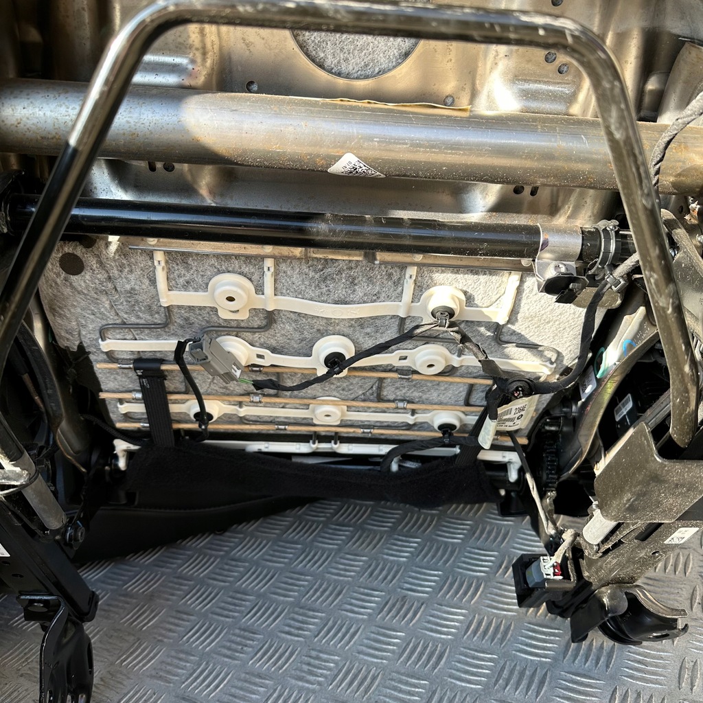 фото №5, Сидіння заднє сидіння напівшкіра jeep compass ii 2018 rok