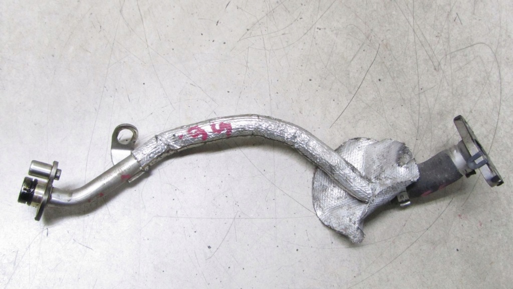 Купити Mercedes w213 2.0 трубка шланг оливи 16-