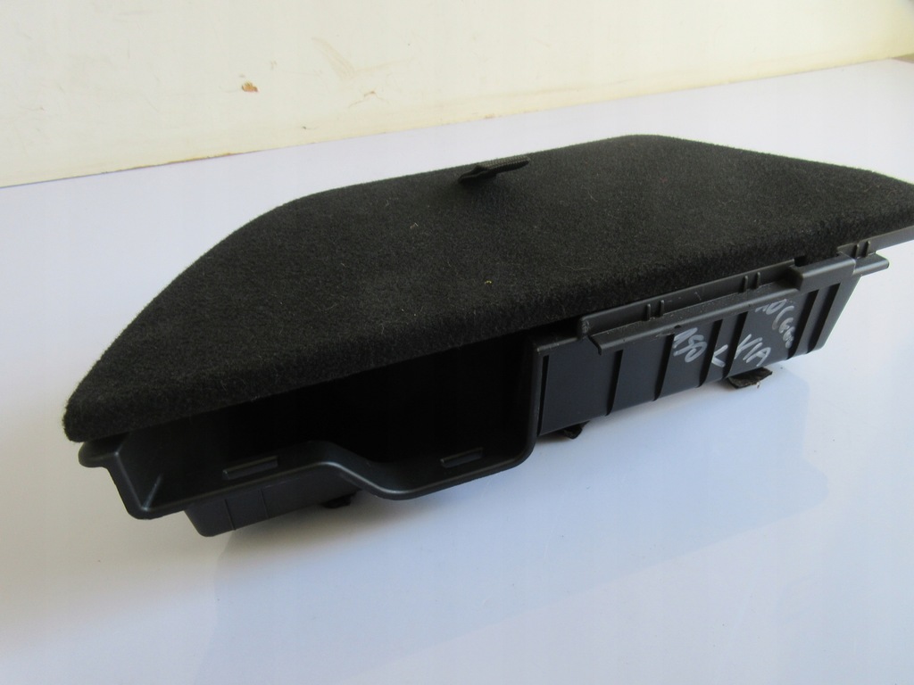 фото №5, Kia proceed lift 1.6 t-gdi gt бардачок багажника левый 85715-j7500