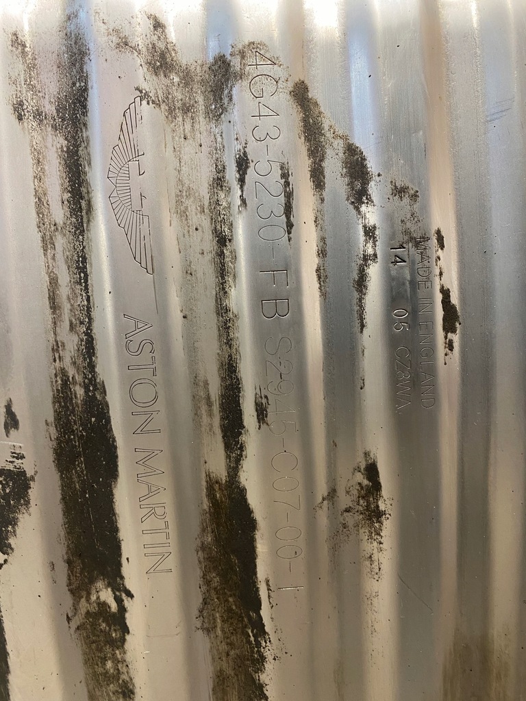 фото №11, Гасник вихлоп кришка клапан aston martin db9 5.9 6.0 v12