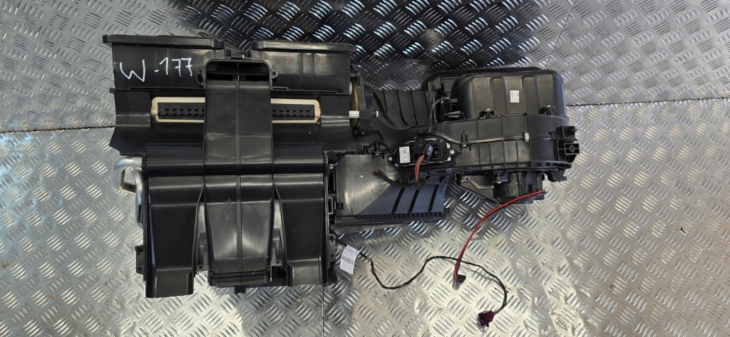 Купить Отопитель воздуходувка mercedes a-klasa w177