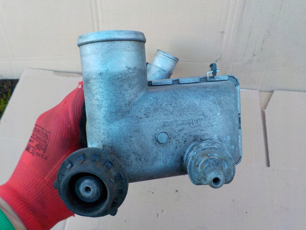 фото №4, Hyundai i30 06-12 1.6 crdi интеркулер