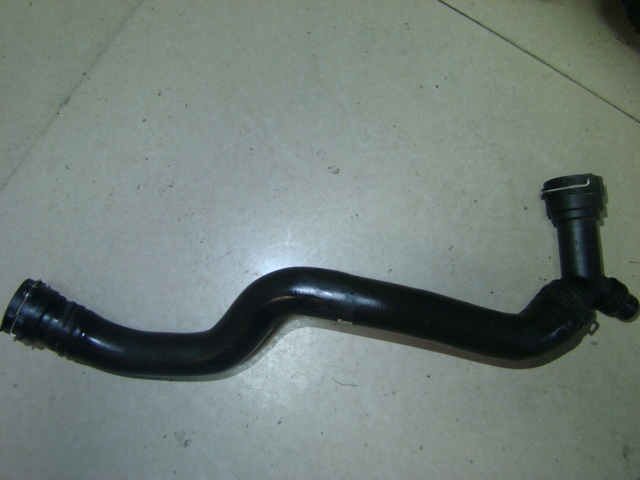 фото №1, Шланг труба wody audi a4 8w0122101bh