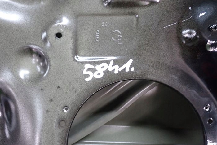 Audi q6 e-tron 85h дверь левое задняя задняя Оригинал