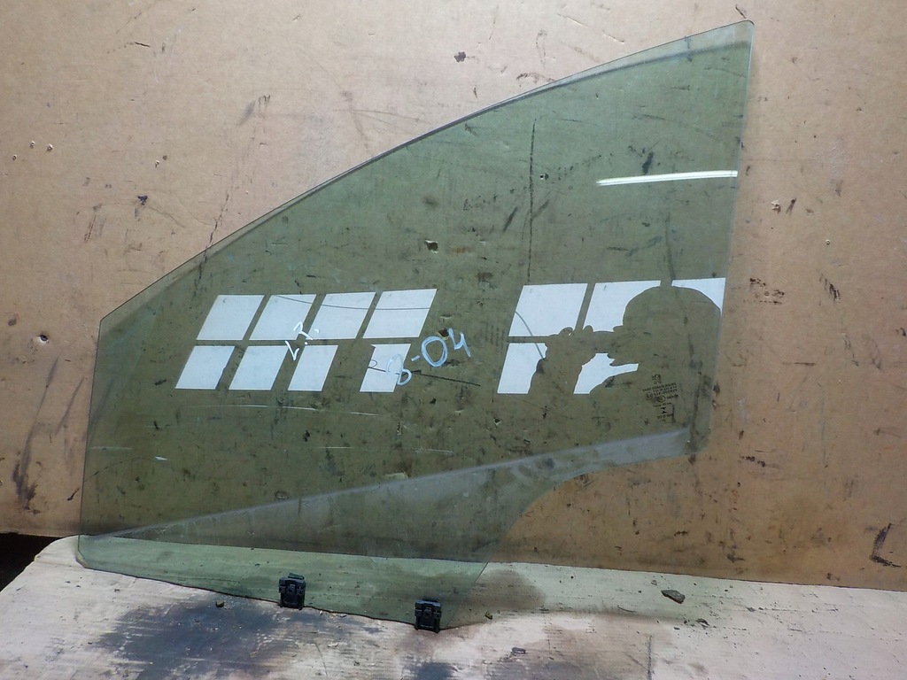 фото №1, Стекло левый перед peugeot 3008 1.6 ehdi