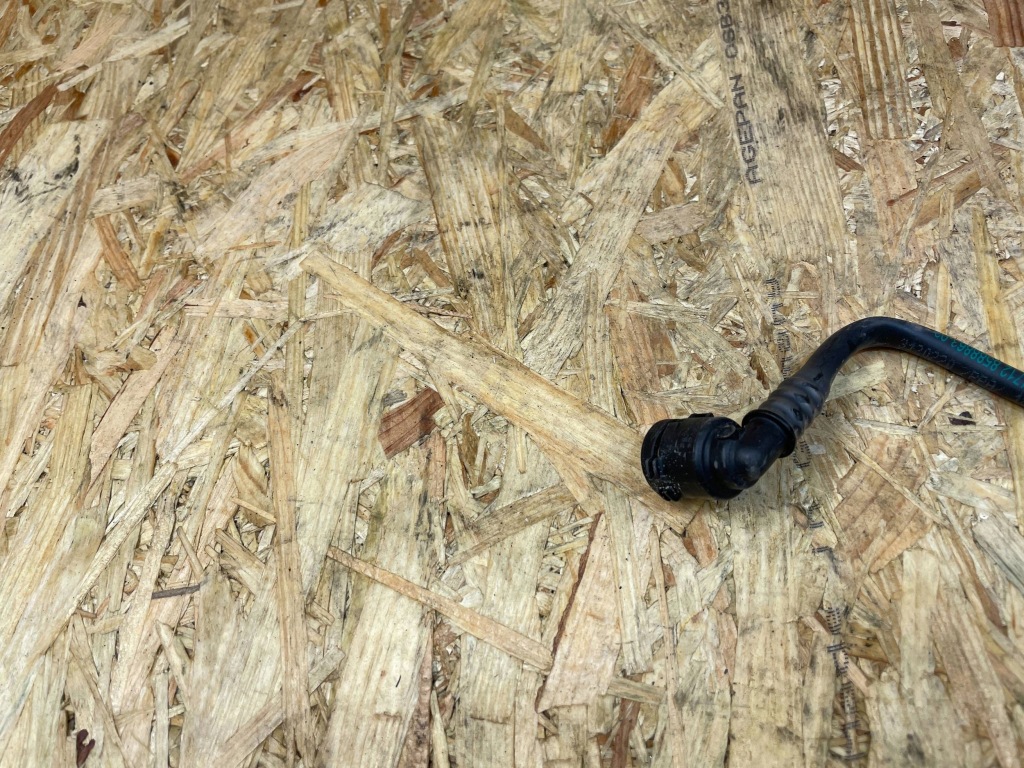 Пабтрубок  труба шланг вентиляционный воды bmw 3 g20 g21 8588863 в Украине