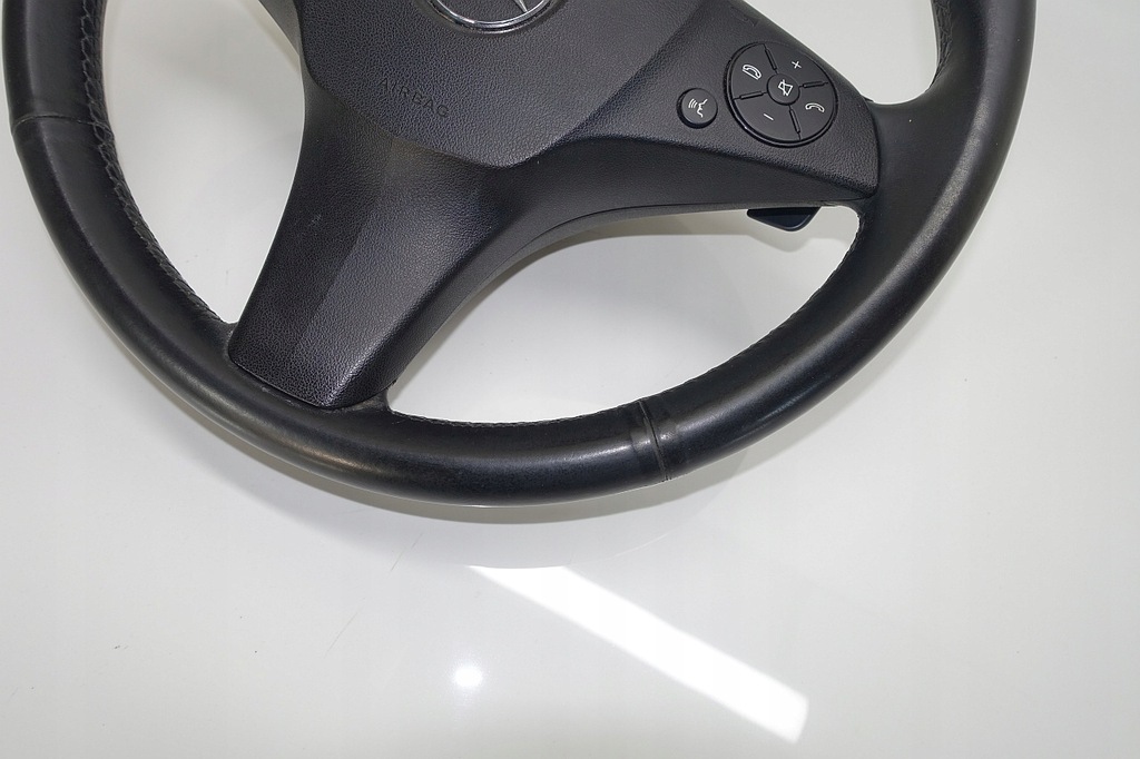 фото №7, Mercedes w204 воздуховод c-klasa лепестки переключения подушка