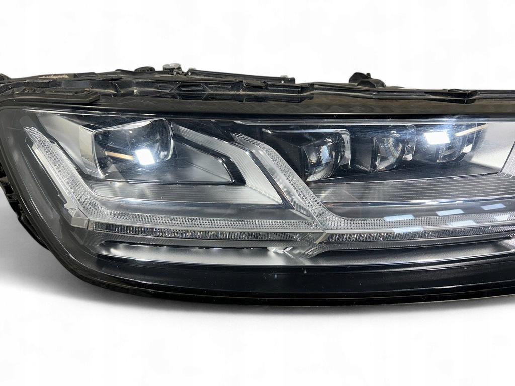 фото №15, Audi q7 4m 2017 лампа передня