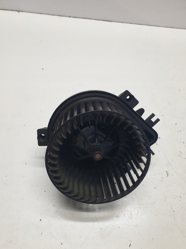 Вентилятор вентилятор обдув mini cooper r53 529843 в Украине