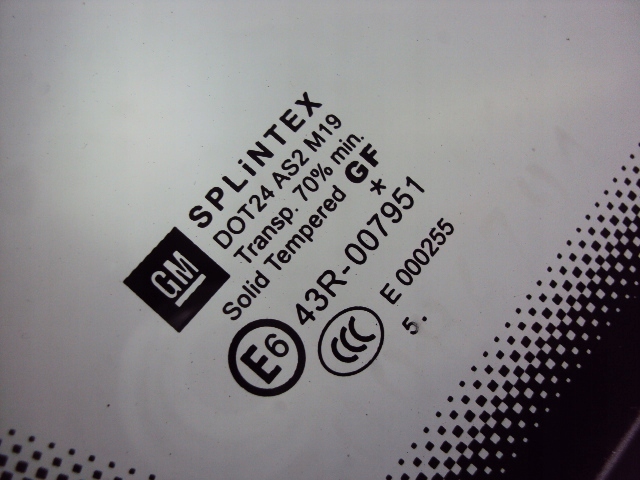 Стекло правый перед opel zafira b 2.0 cdti 2005 r Оригинал