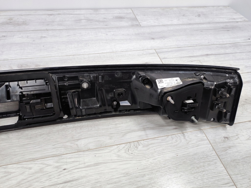 фото №10, Накладка задняя лампа vw taigo 2g7945093