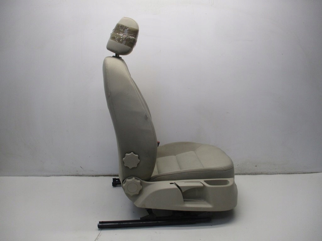 фото №7, Сиденье правый перед skoda octavia ii lift