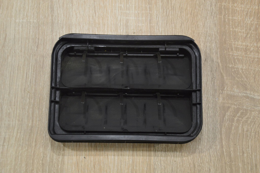 фото №1, Решётка вентиляционная renault laguna iii coupe