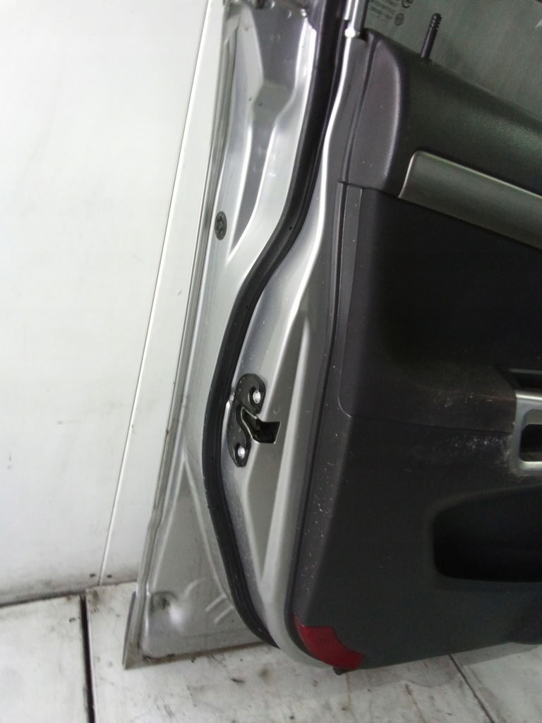 фото №10, K63 дверь левый перед opel antara 92u