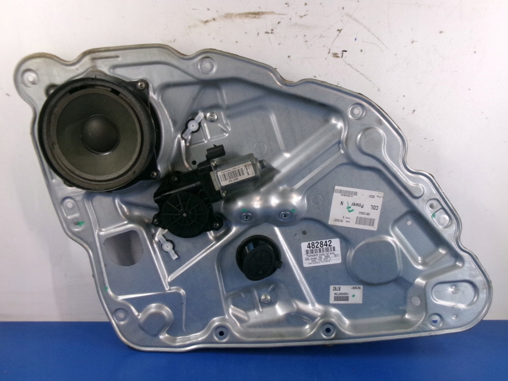 фото №1, Alfa romeo 159 kombi подъемник стекло задняя левый 1560802790