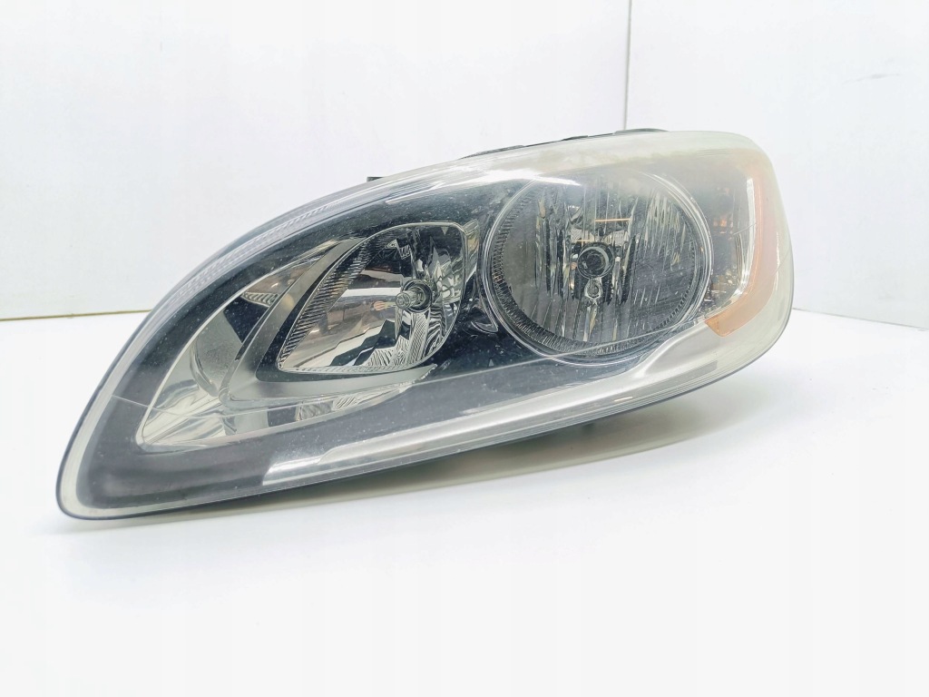 Volvo v60 14-18 лампа левая usa Доставка