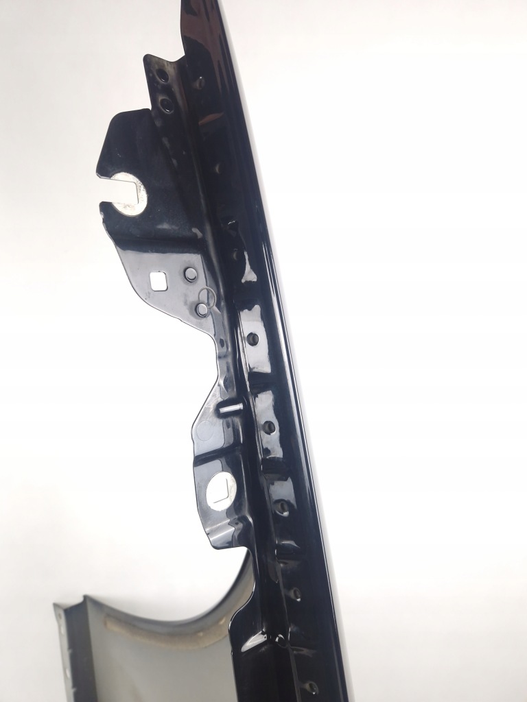 Mercedes c-klasa a206 крыло  передний правый  a2068810600 handan040 с Разборки