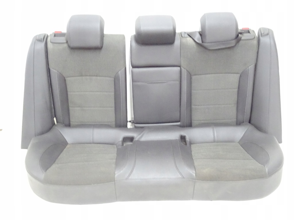 фото №1, Opel insignia a заднее сиденье задняя полукожа