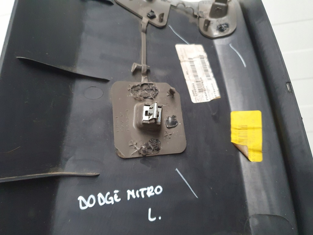 фото №14, Обшивка обивка багажника dodge nitro 08-