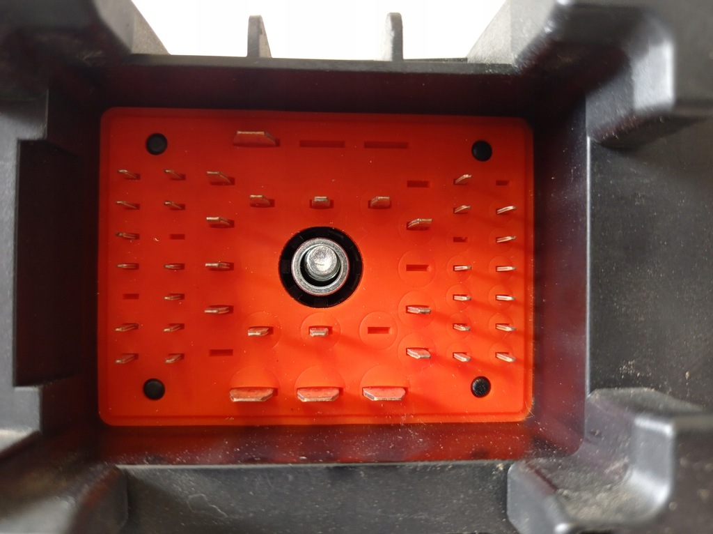 фото №10, Коробка предохранителей vectra c 2.2 16v 13112921