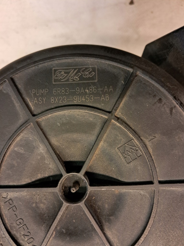 фото №5, Насос повітря вторинного jaguar xf x250 6r83-9a486-aa