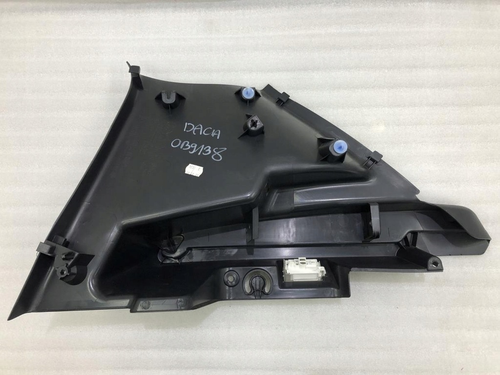 фото №8, Обшивка багажника левый dacia sandero i 8200732354