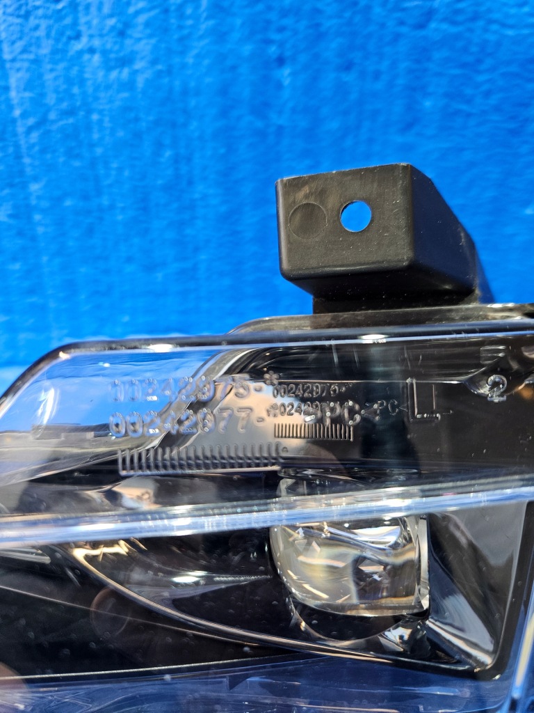 Купити Tesla model y протитуманна фара led drl лівий 150793200c