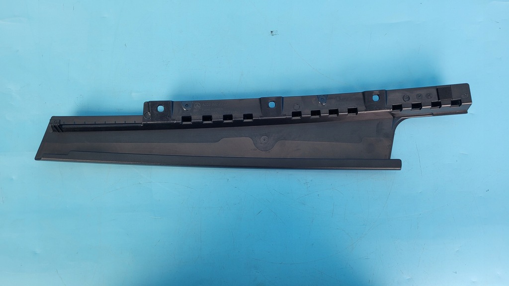 фото №13, Mercedes-benz c s206 outer left середня стійка trim молдинг a2066906300 original