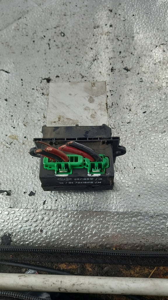 фото №1, Rerzystor вентилятор citroen c5 kombi 01r