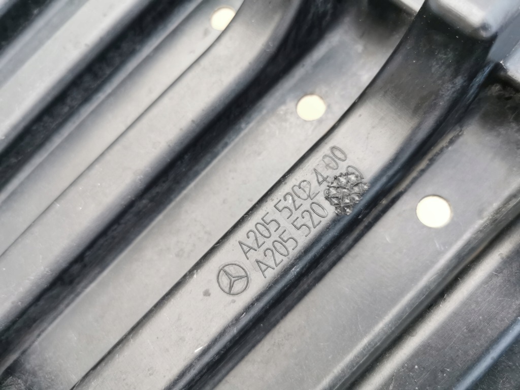 Mercedes c klasa w205 плита защита под бампер перед передний a2055202400 Доставка