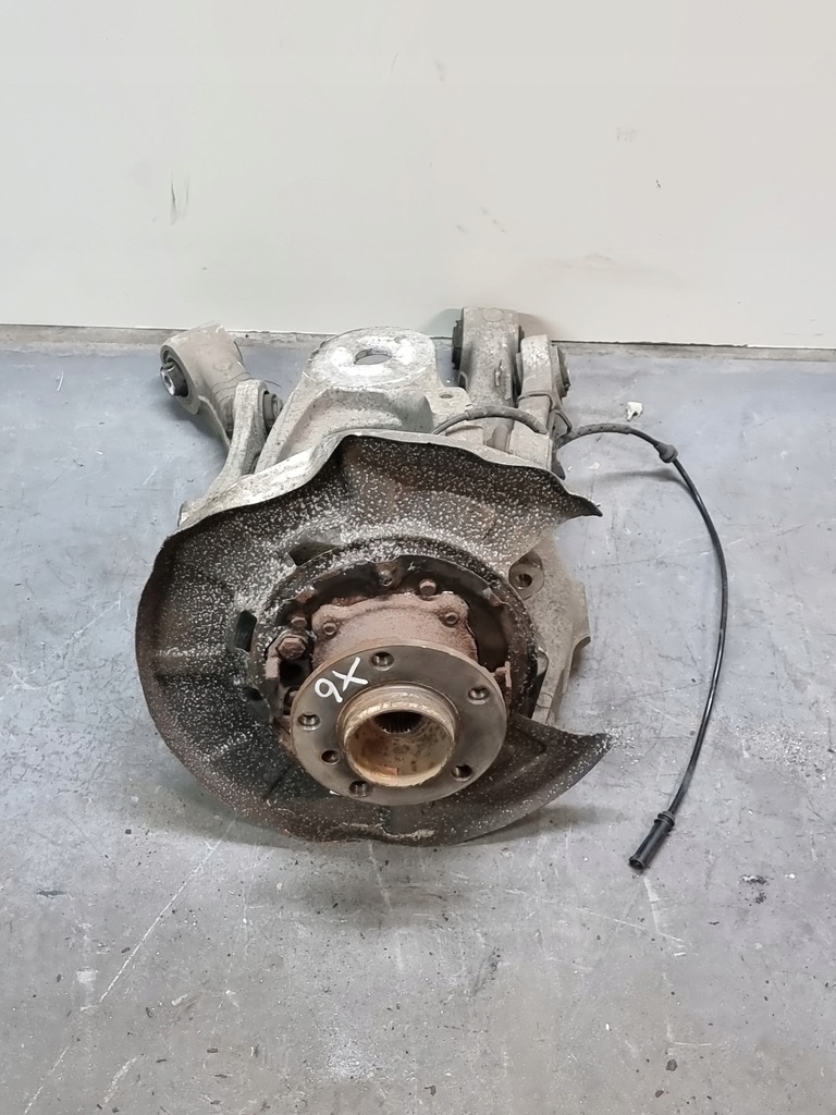 фото №1, Bmw x6 поворотный кулак левая задняя