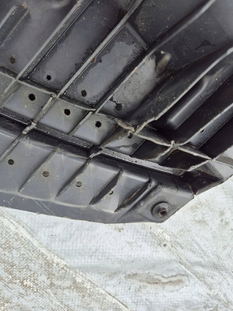 фото №6, Toyota verso 09- плита защита pod бампер 526180f010